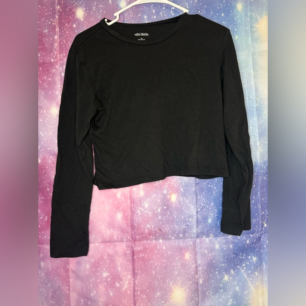 Wild fable basic black long sleeve 🛍